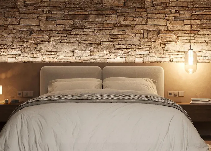 The Landmark & Kolímbia